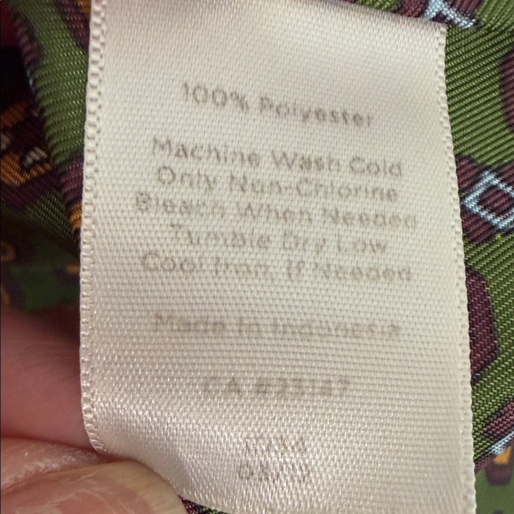Talbots Olive Green Geometric Print Blouse size 6 - Picture 5 of 5
